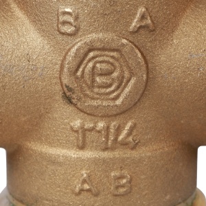 3-Ходовой зональный клапан, сервопривод 230V, с кабелем 1м., НР 1 1/4", Kv 8